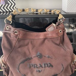 Brown Prada Bag, looks used but no flaws and pretty good condition